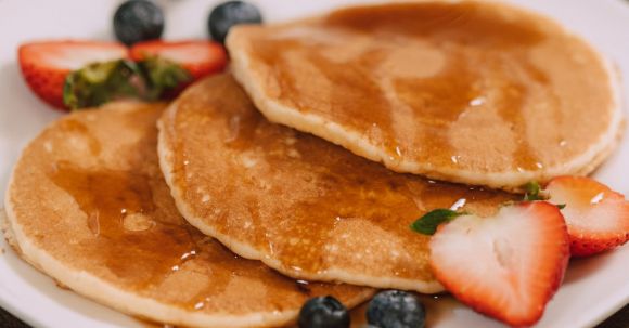 Foodie Experiences - Pancakes with Fresh Fruits
